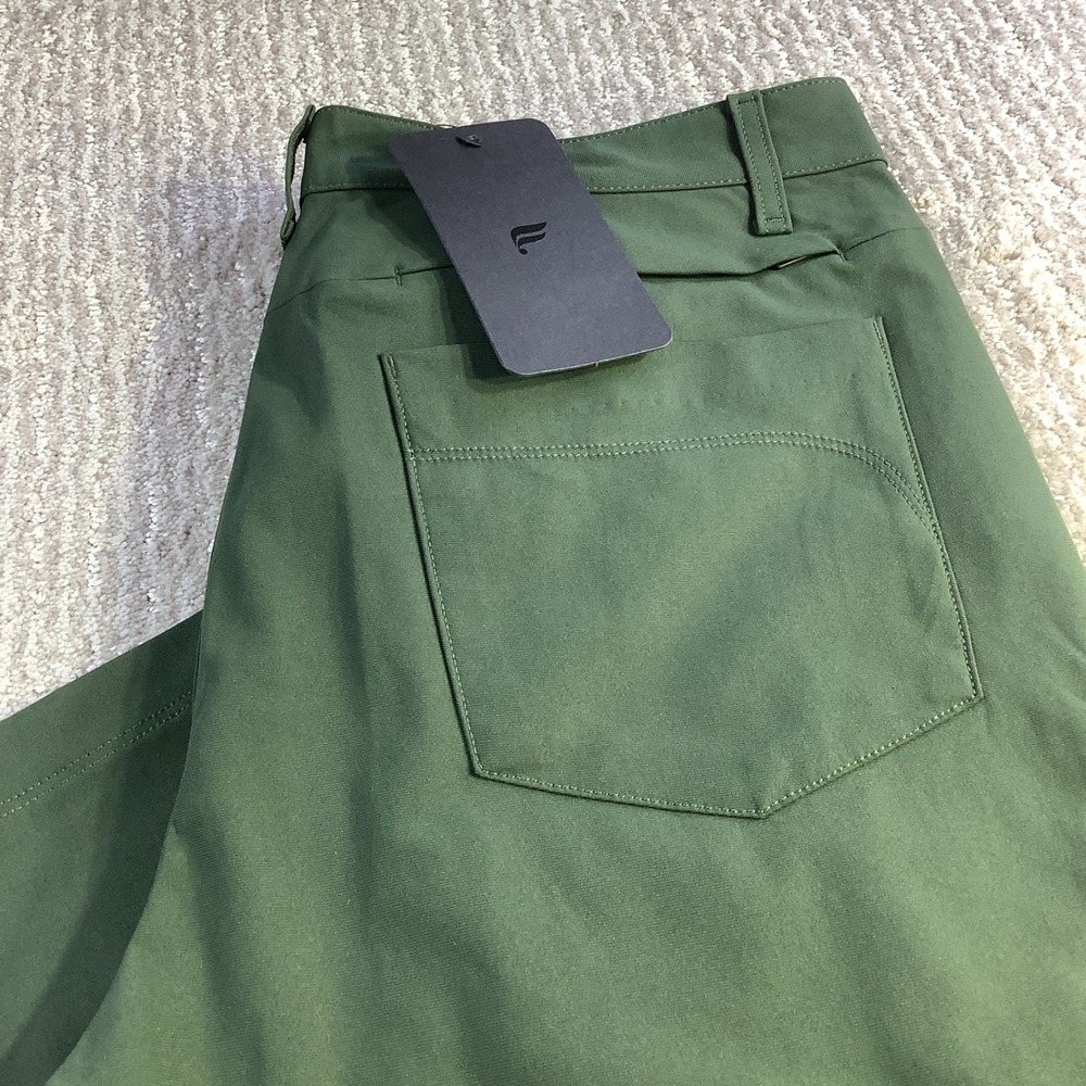 Fabletics The Don 5 Pocket Slim Fit Pants Green Size 33 x 32 (Actual 33 x 29)